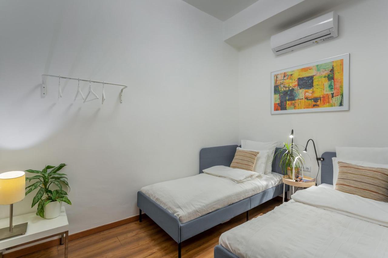 Central Avenue Apartment บูดาเปสต์ ภายนอก รูปภาพ