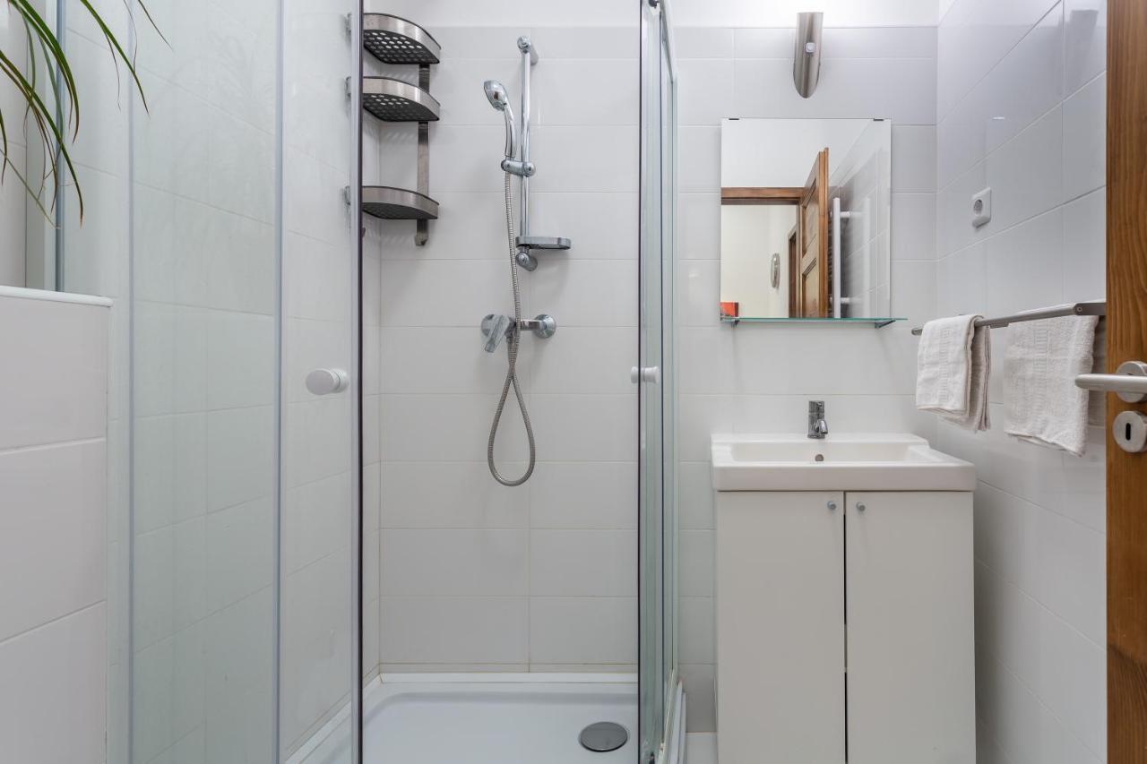 Central Avenue Apartment บูดาเปสต์ ภายนอก รูปภาพ