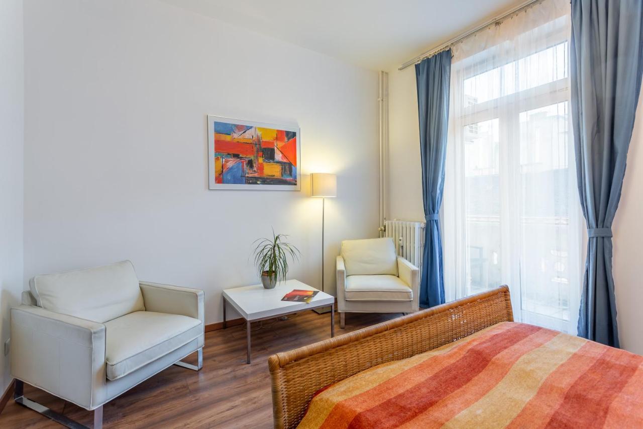 Central Avenue Apartment บูดาเปสต์ ภายนอก รูปภาพ