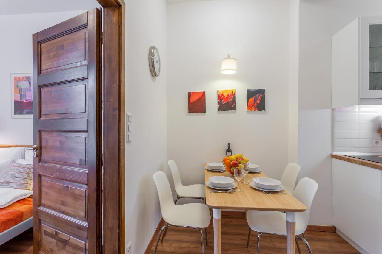 Central Avenue Apartment บูดาเปสต์ ภายนอก รูปภาพ
